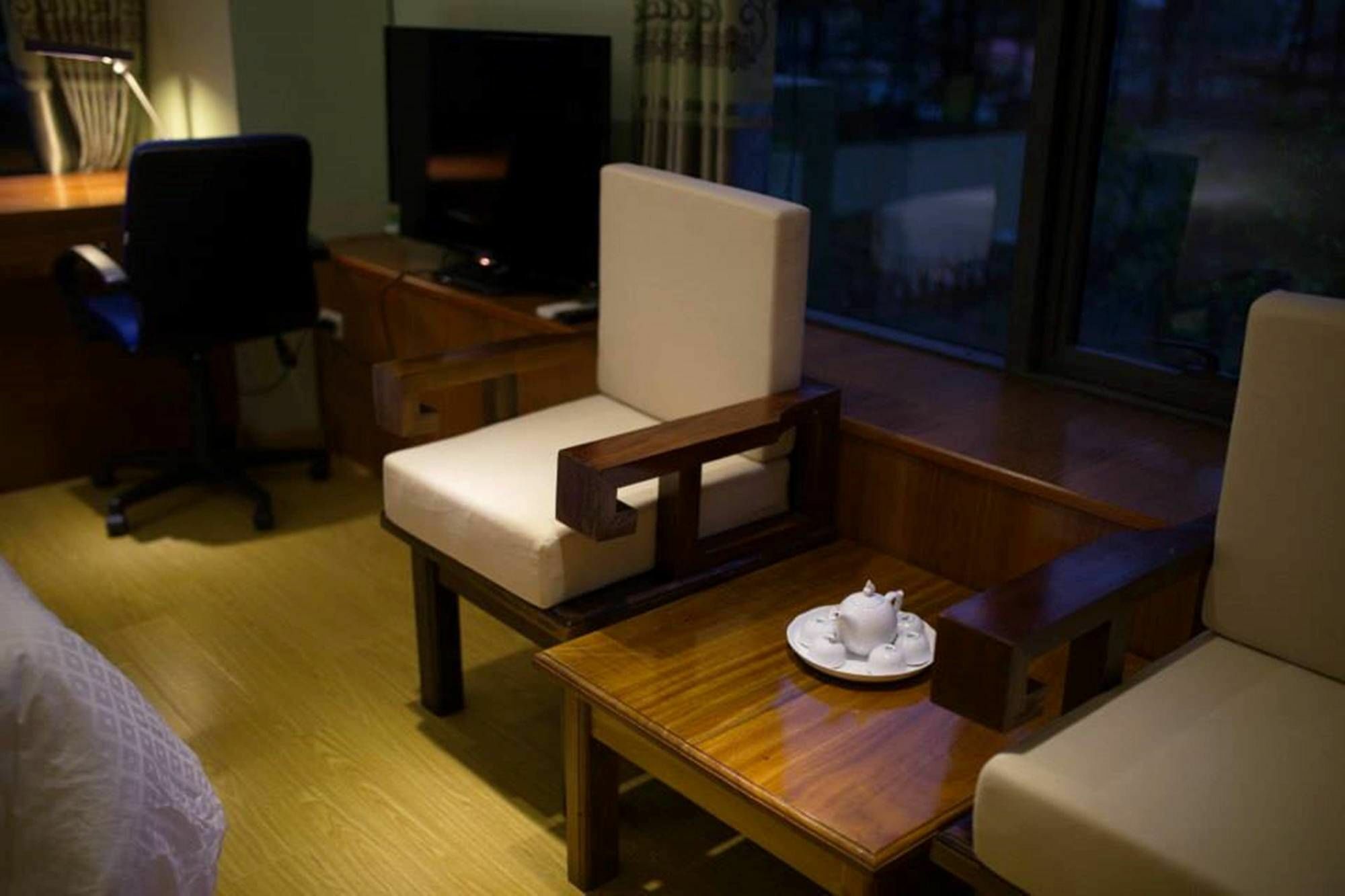 Poonsa Nguyen Phong Sac Apartment Hanoi Exterior foto